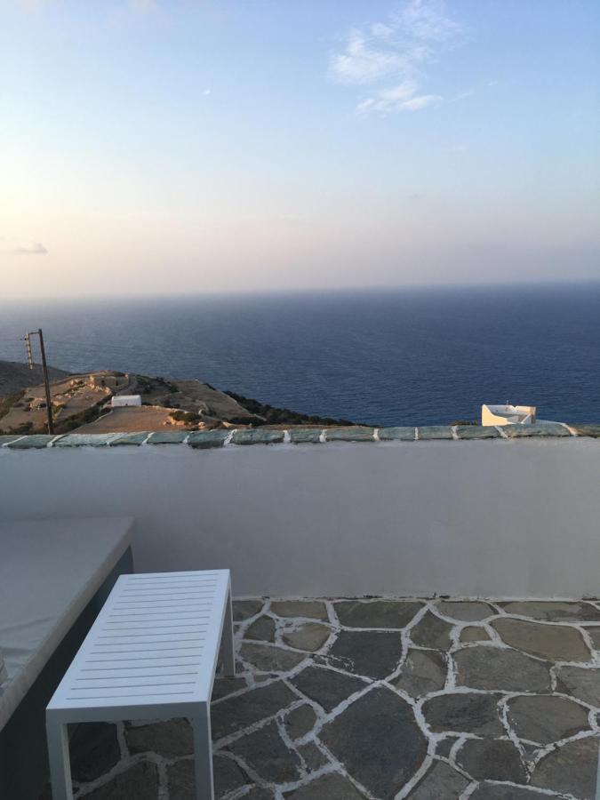 Kifines Suites Folégandros Exteriör bild