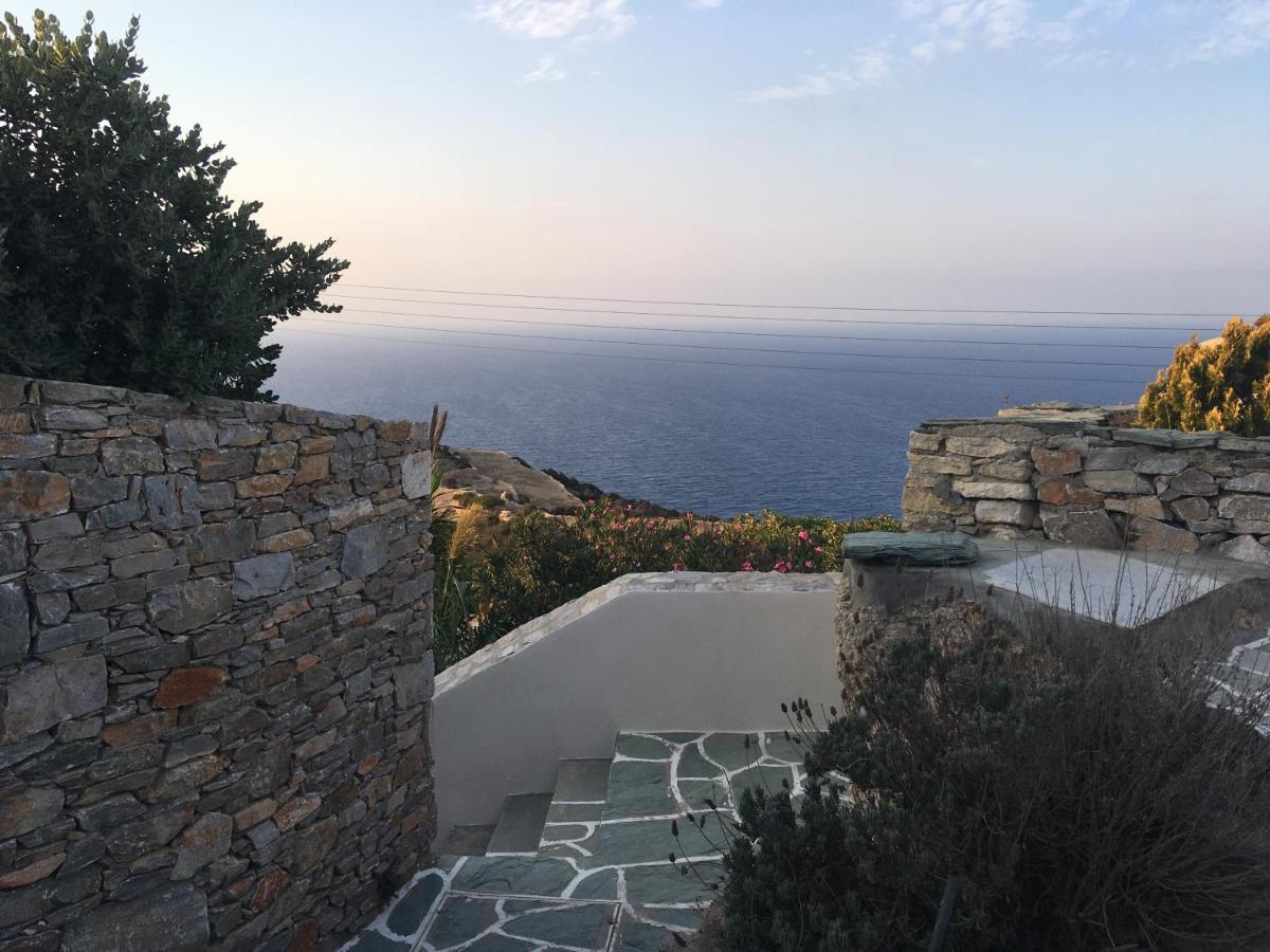 Kifines Suites Folégandros Exteriör bild